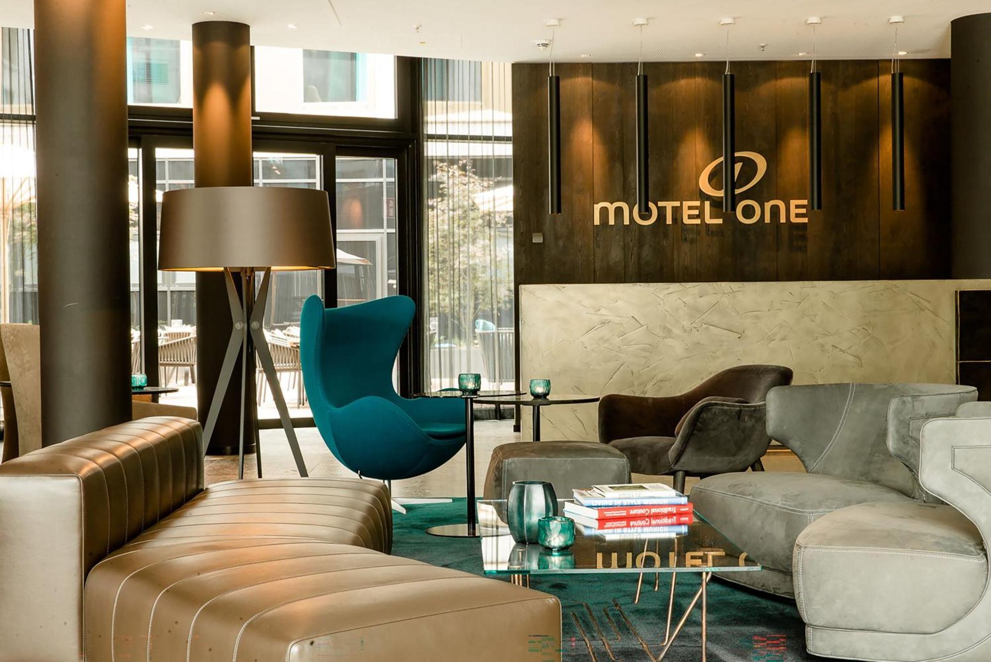 Motel One Muenchen-Parkstadt Schwabing Exterior photo